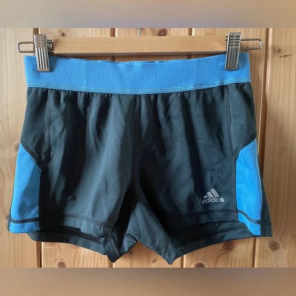 Adidas women’s shorts- size M - Picture 1 of 4